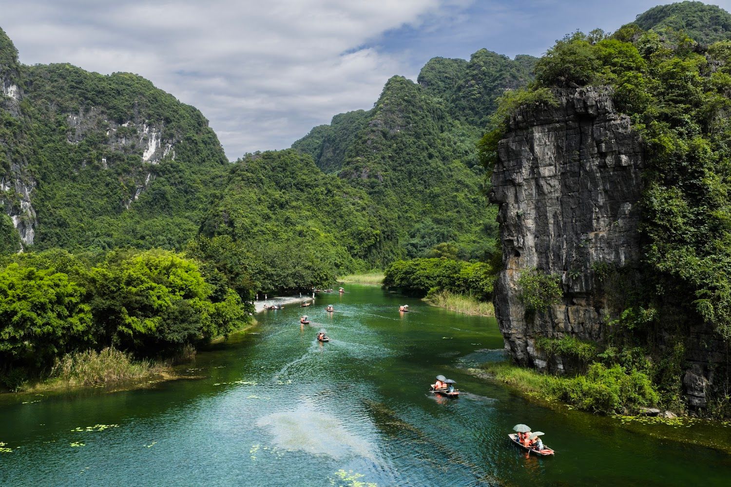 NINH BÌNH - HẠ LONG - YÊN TỬ - SAPA - HÀ NỘI 6N5Đ